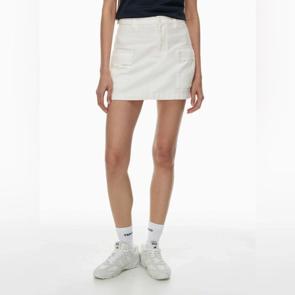 TNA Aritzia Supply Cargo Micro Skirt in white SoftSupply cotton Size 0